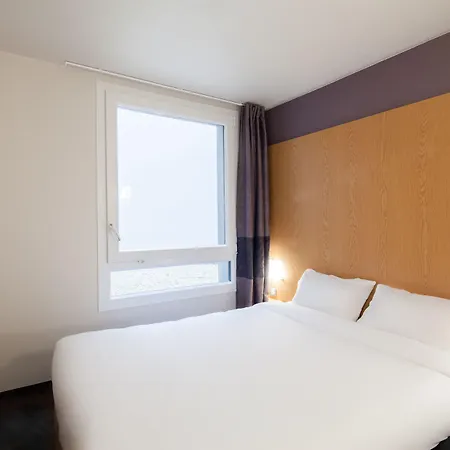 Marne-la-vallee Gare 3 Etoiles Hotel 3*