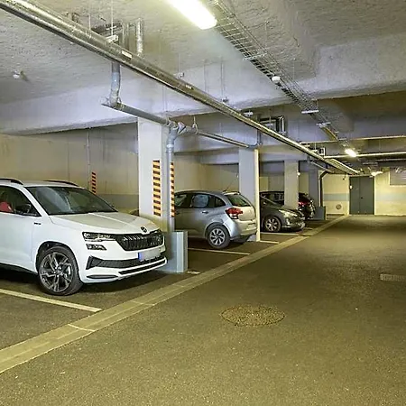 Marne-la-vallee Gare 3 Etoiles