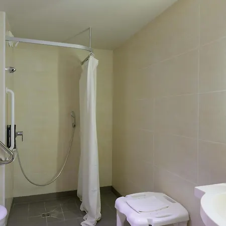 Hotel Marne-la-vallee Gare 3 Etoiles 3*